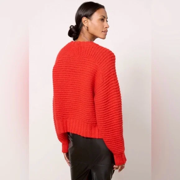 Pistola Adina Pullover Evereve Rouge
Size Large - Picture 5 of 11